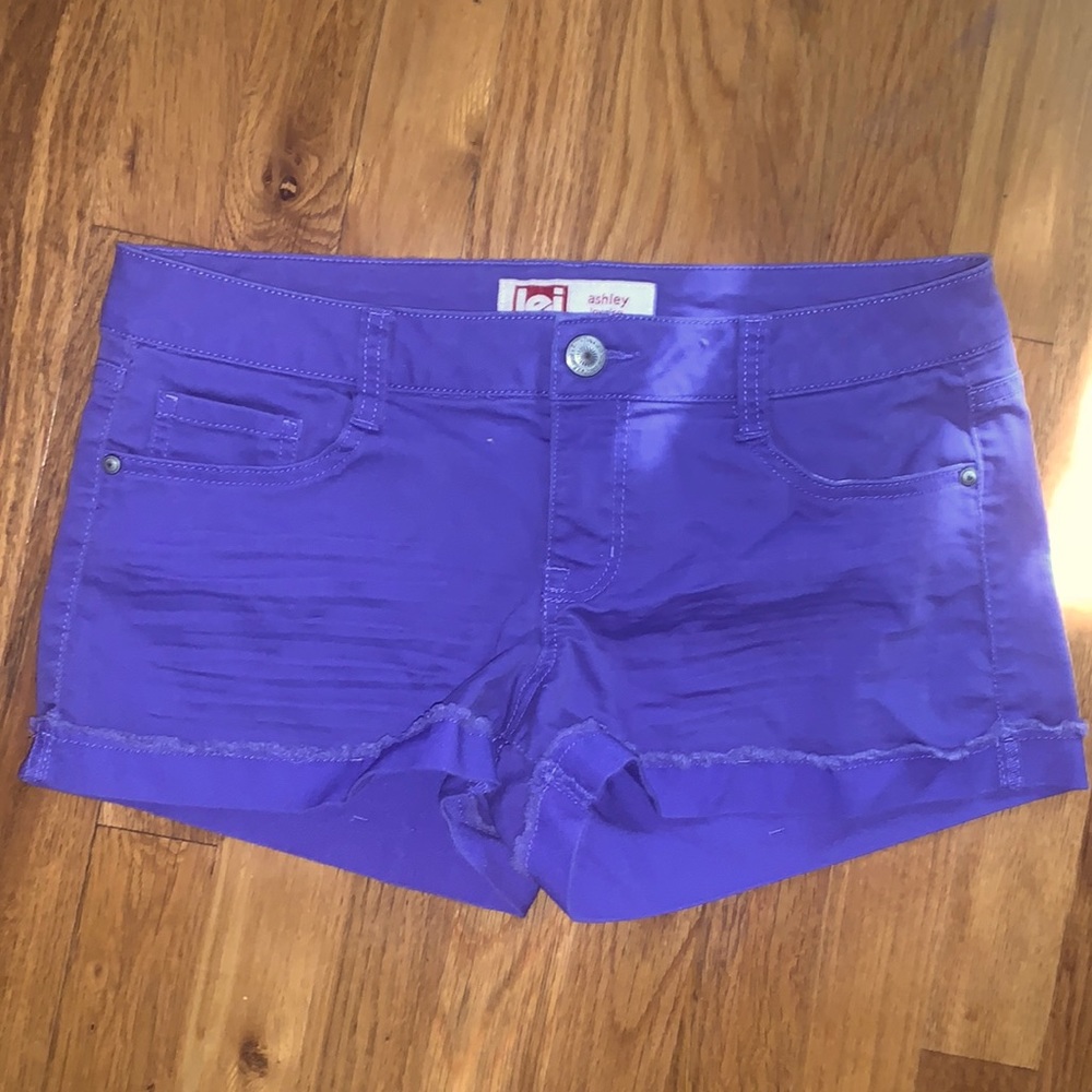 L.e.i. Ashley Lowrise purple shorts